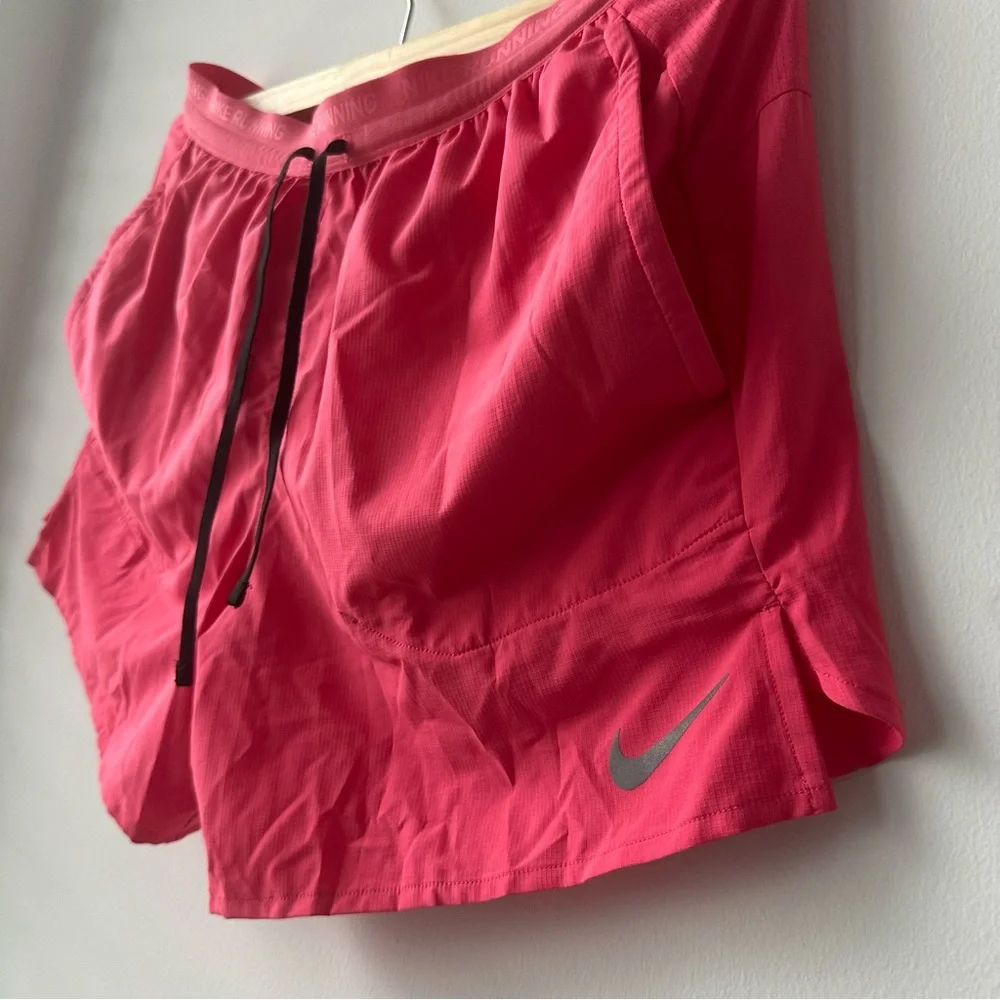 Nike Medium Dri-FIT Men’s Pink Athletic Running Shorts DM4755-629 Pockets Lined - Picture 5 of 10